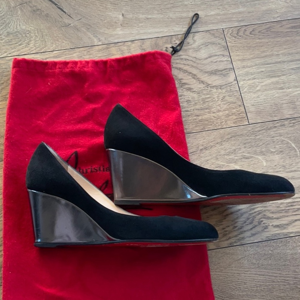 Christian Louboutin Paris Wedges (SOLD) - Picture 4 of 11